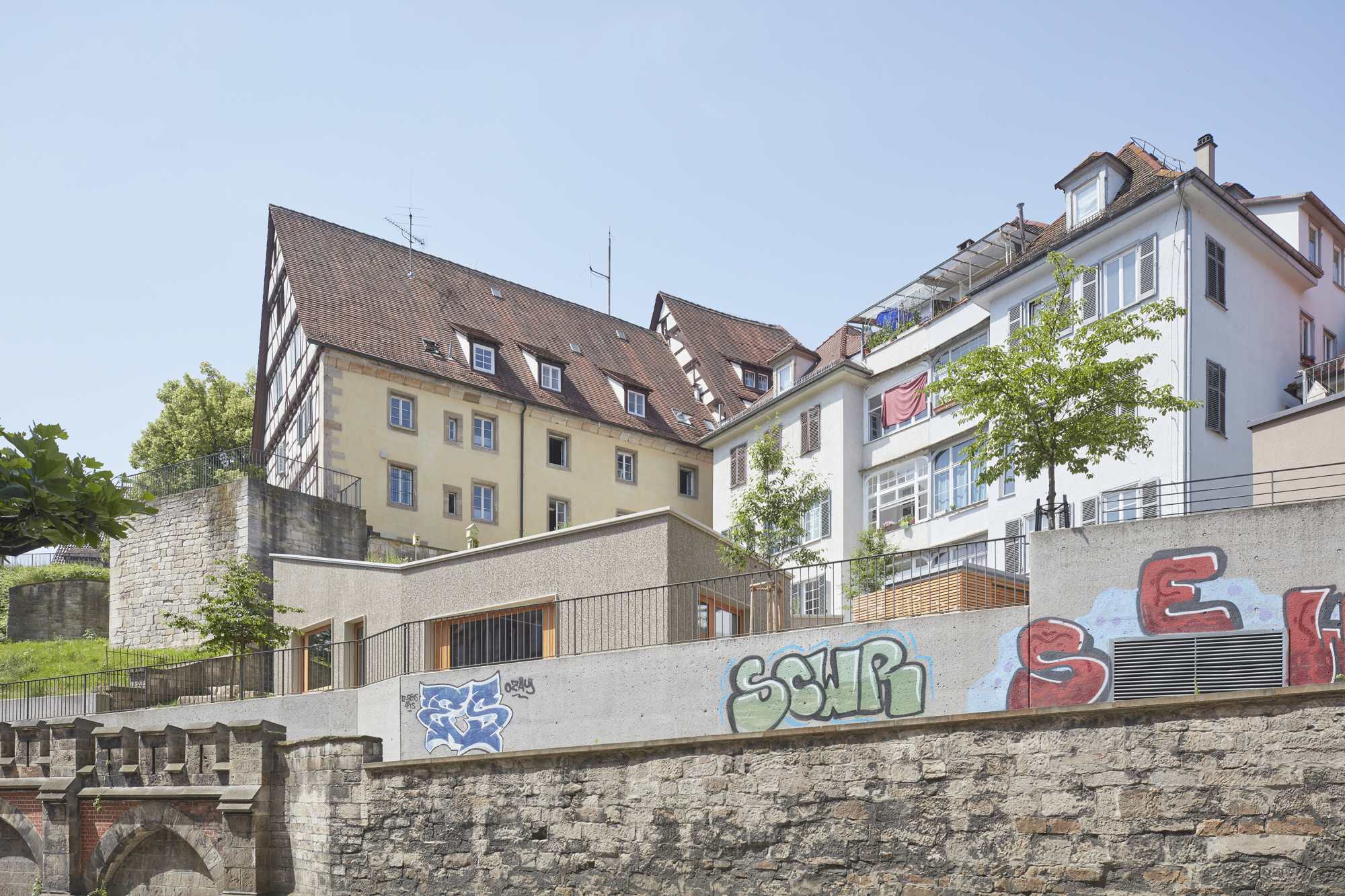 archello veröffentlicht unser Büro in der Tübinger Altstadt ({project_images:field_row_count})