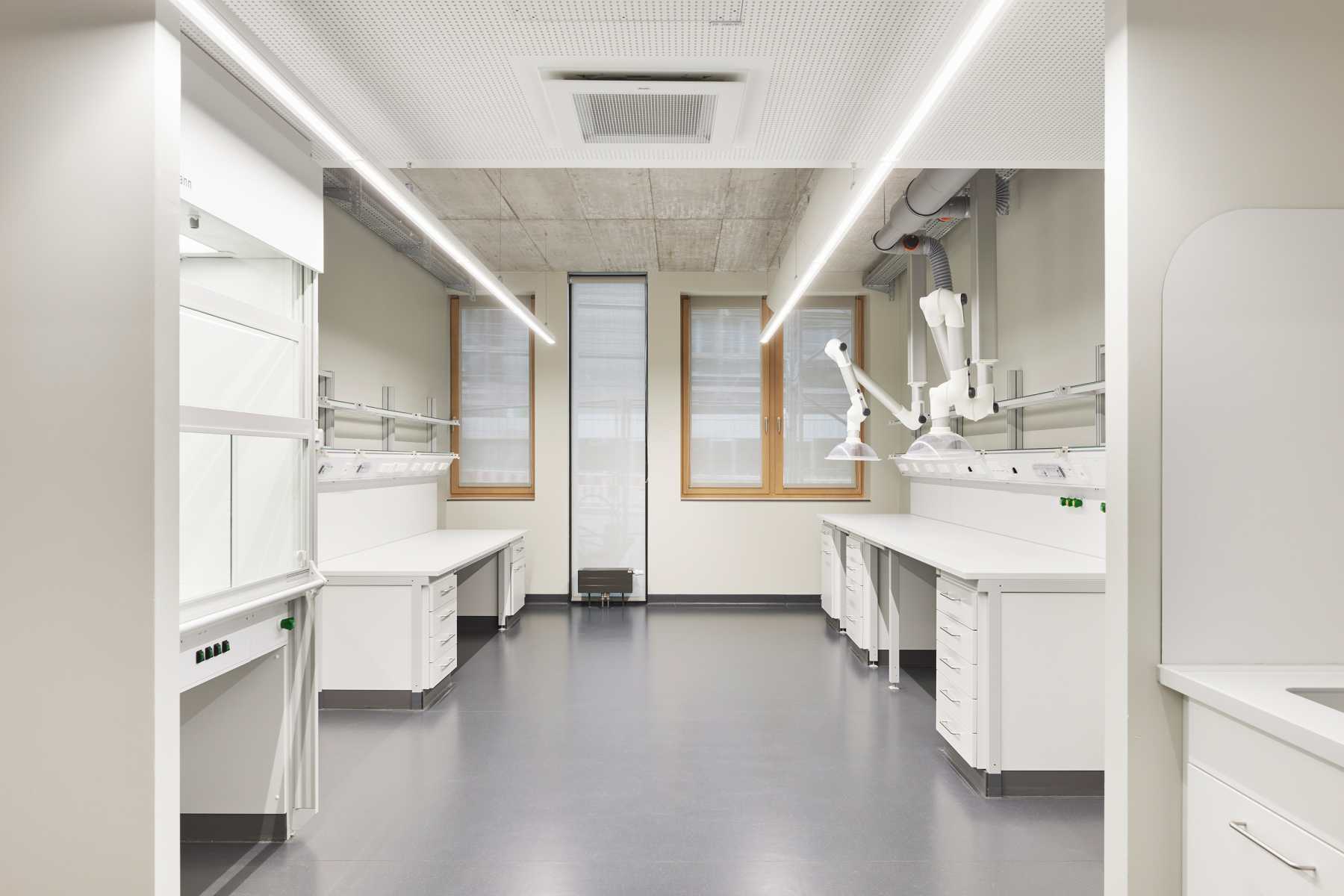 Einweihung unseres neuen Forschungsgebäudes- ein Meilenstein in Architektur und Medizin: Wie wir die Zukunft mitgestalten ({project_images:field_row_count})