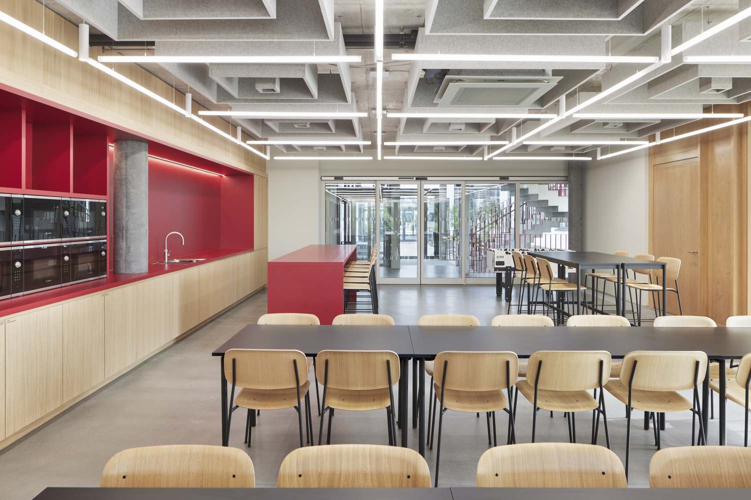 Diesen Monat in der 10. Ausgabe der AIT (1)