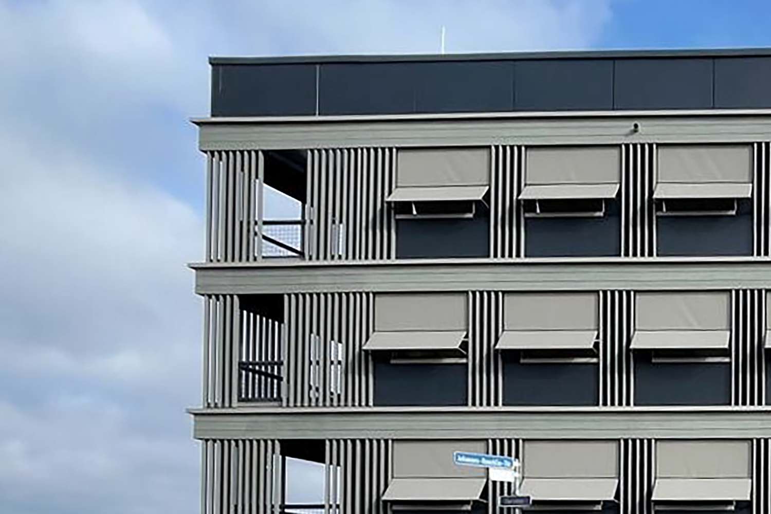 Baustellen Update- diesmal eine kurze Mitteilung über die Markisenprobe  (3)