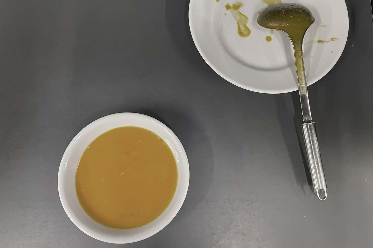 Im Büro wird gerade richtig viel gekocht!  (3)