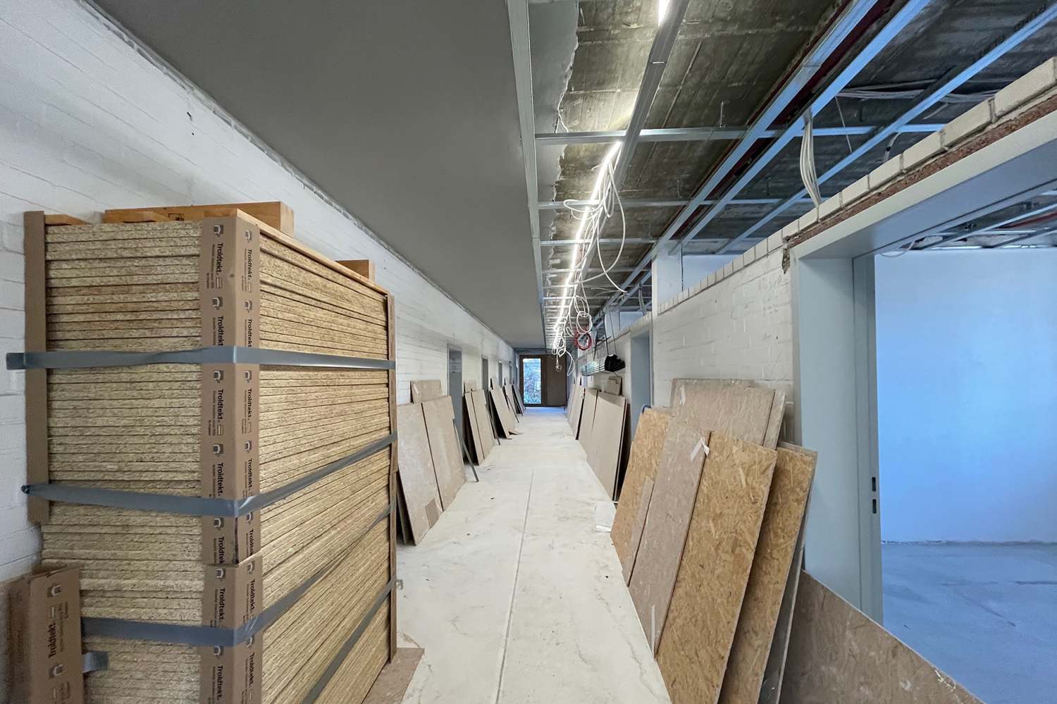 BaustellenUpdate: Die energetische Sanierung vom Stabsgebäude ist auf der Zielgeraden (3)