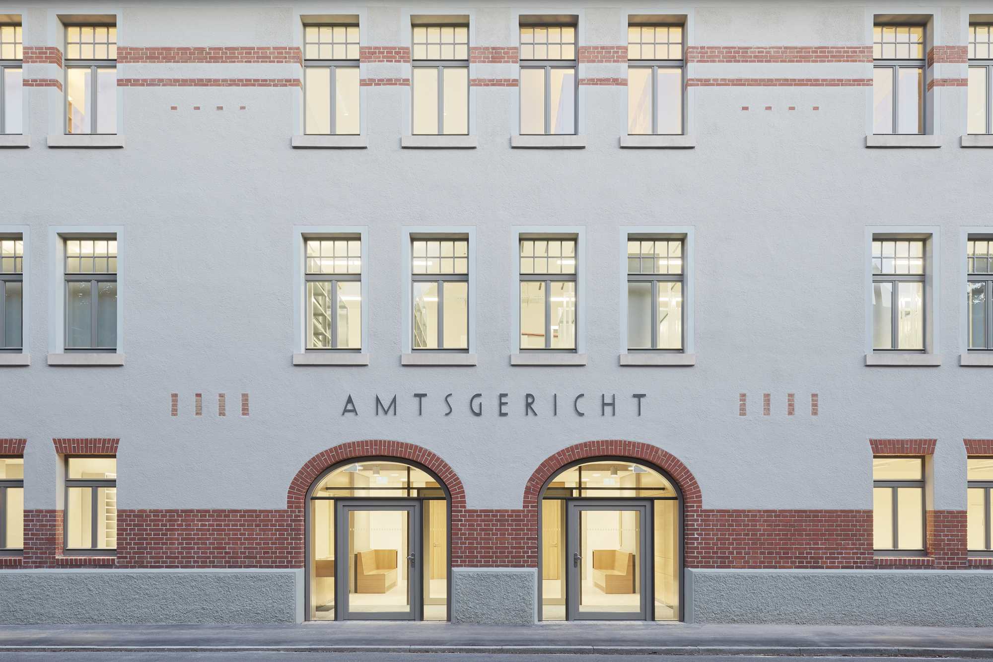 Schlüsselübergabe Amtsgericht  ({project_images:field_row_count})