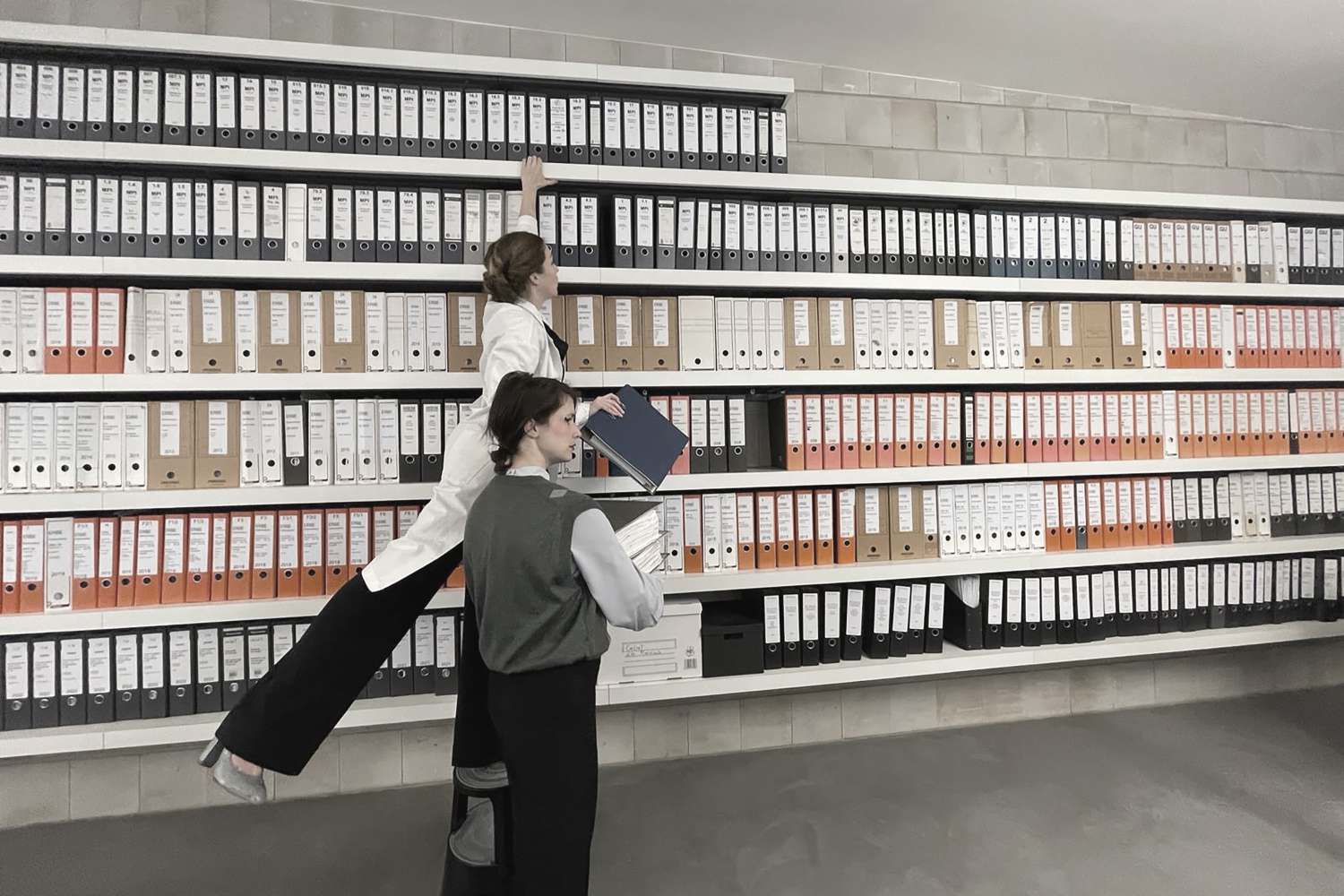 Unser Büro wird zur Bühne: Schauspieler des Tübinger Zimmertheaters verwandeln Alltagsroutine in einen Zauber (1)