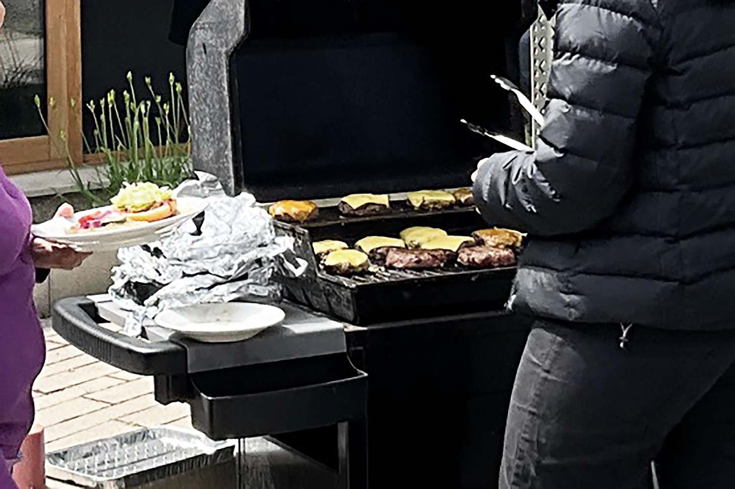Wintergrillen im Frühling – unser Büro- Burger- Bash (5)