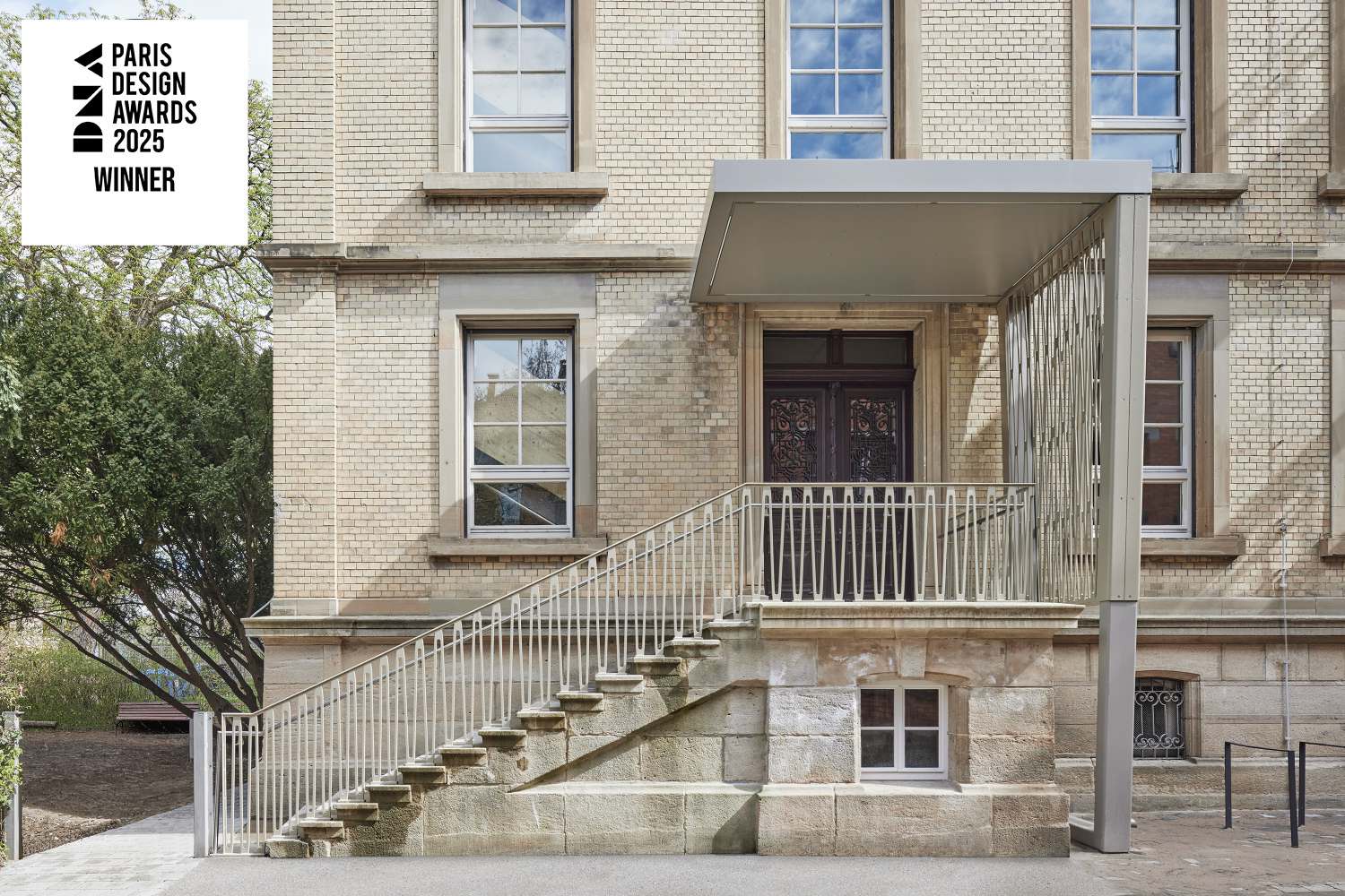 »DNA Paris Design Award 2025« in der Kategorie »Refurbishment« von DNA Paris für die denkmalpflegerische Sanierung und den Umbau der Kinderhaus Planie (1)
