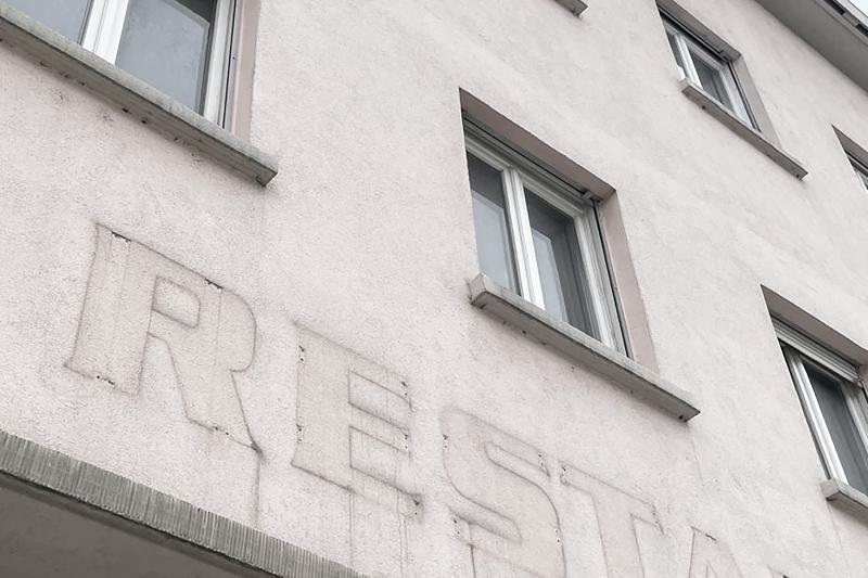 Das Projekt Sanierung vom denkmalgeschützten Stadtbahnhof Tuttlingen ist im vollen Gange.  (10)