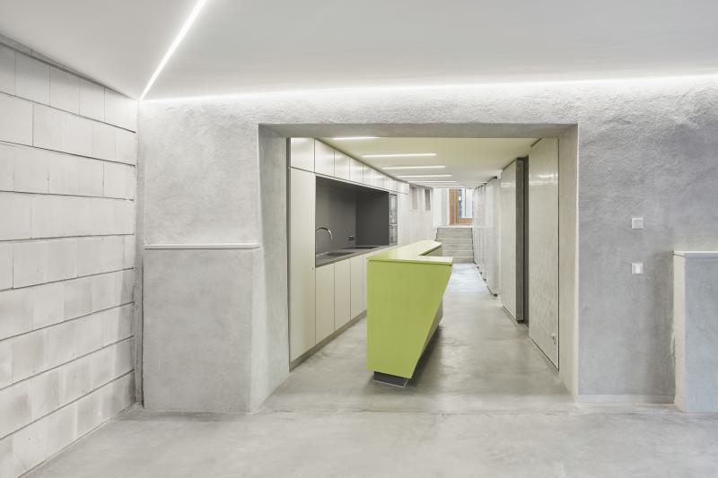 Auszeichnung »Beispielhaftes Bauen« Landkreis Tübingen 2017-2025 der Architektenkammer Baden-Württemberg für den Ladenum- und Büroanbau in der Tübinger Altstadt (7)