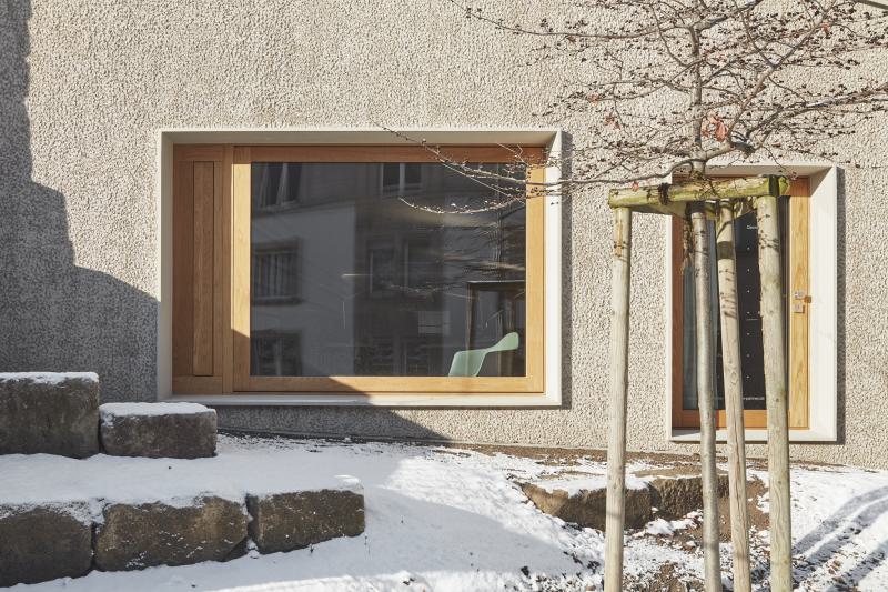 ›Eingebettet in den Schulberg - Integrierende Architektur die in der Verbindung zur Vergangenheit Gegenwart schafft‹  (3)