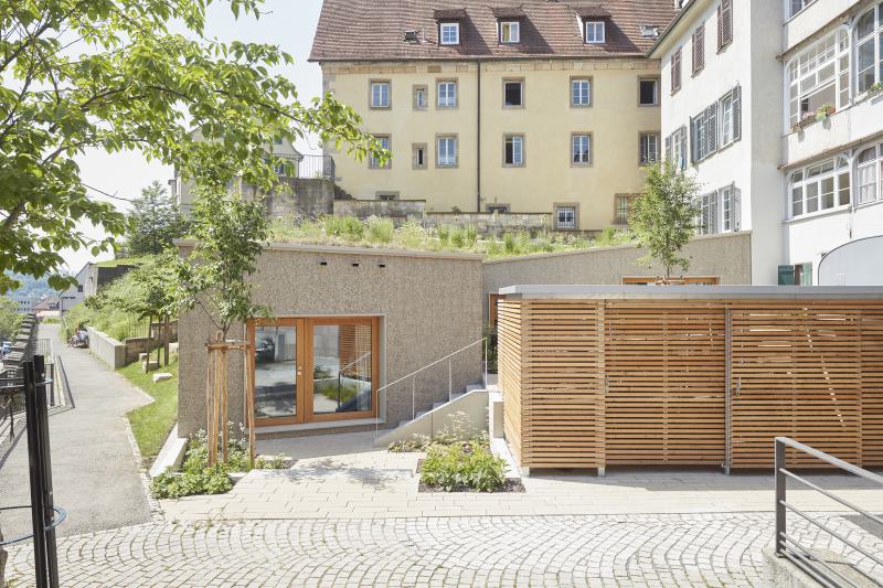 Unser Bürogarten ist fertig gestellt und lädt zum sommerlichen Aufenthalt ein (3)