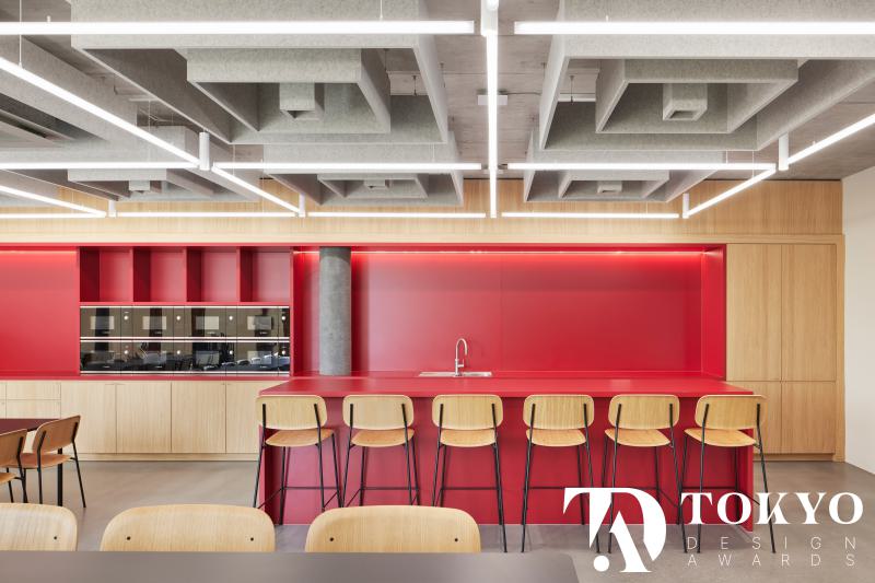 »Tokyo Design Awards 2026 Gold Winner« in der Kategorie »Architectural Design - Mix Use Architectural Designs« für den Erweiterungsbau für Forschung, Praxen und Labore der Humangenetik (1)