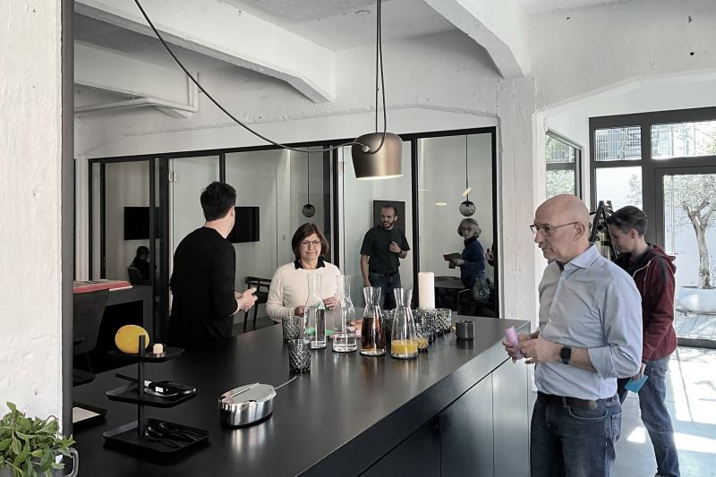 Teamtag: Raus aus dem Büro, Köpfe zusammen, Rein in die Ideen! (1)